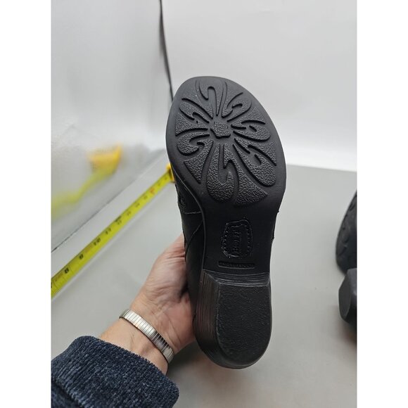 Born Womens Black Leather Amibeth Western Wingtip Ankle Booties Size 7 - Picture 6 of 8